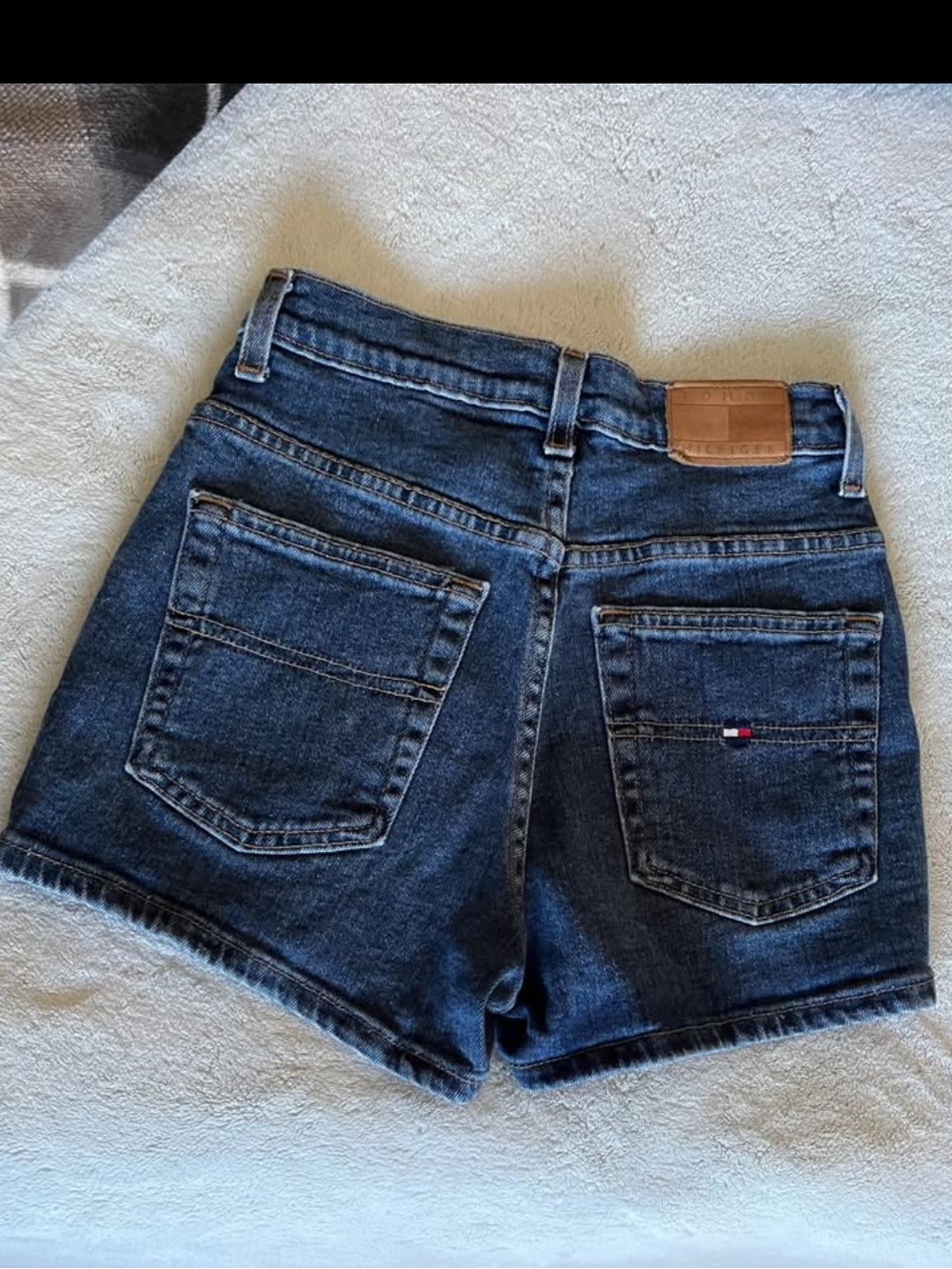Tommy Hilfiger Navy Blue Denim High-Rise Women’s Shorts